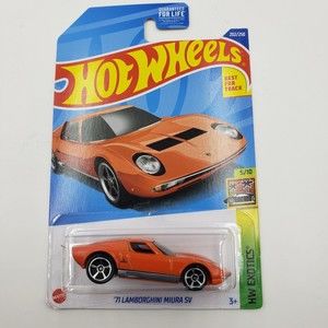 2022 Hot Wheels '71 Lamborghini Miura SV